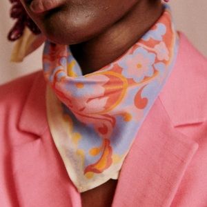 NWT SEZANE CLEOPATRA SQUARE SCARF